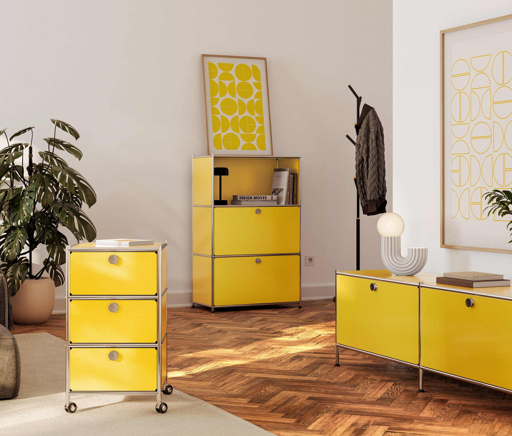 Wohnzimmer mit Sofa und gelbem Rollcontainer Metall »CN3« mit 3 Schubladen.