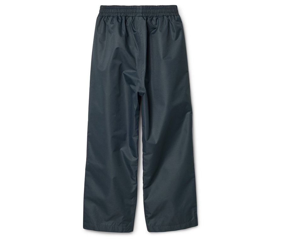 Dunkelblaue, weite Regenhose mit Gummizug.
