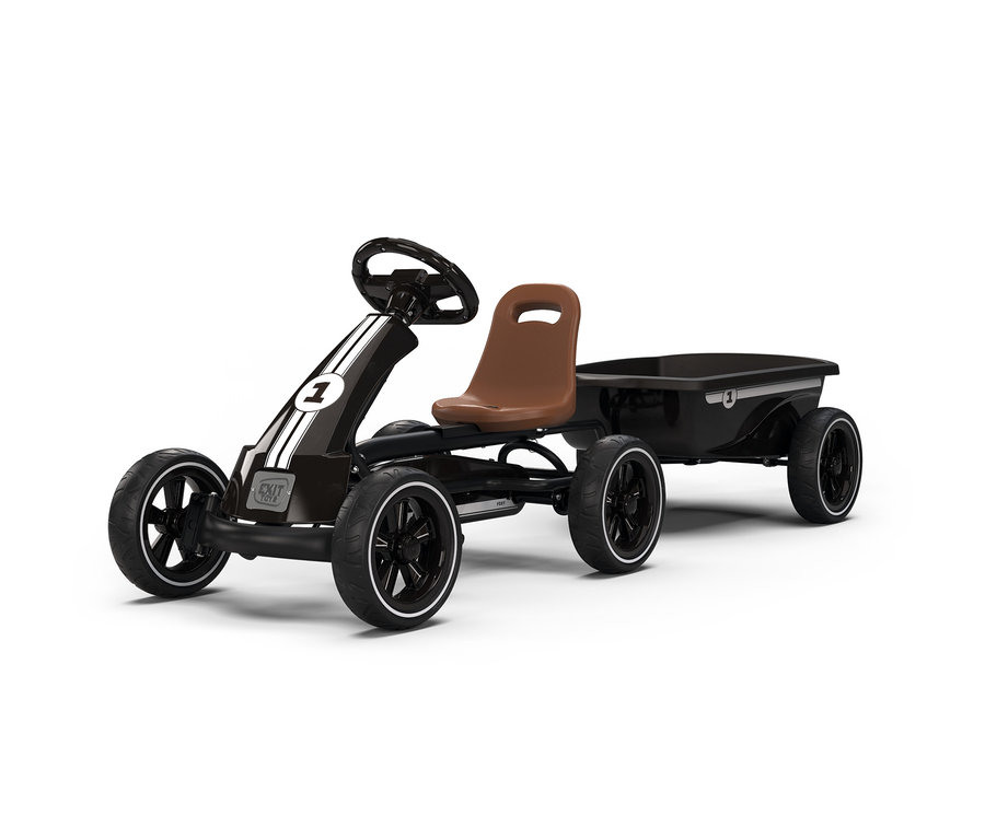 Schwarzes Go-Kart mit weißen Streifen, braunem Sitz und der Nummer 1, zieht einen schwarzen Anhänger mit der Nummer 1.