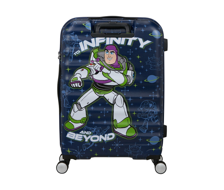 Dunkelblauer Koffer mit großer Illustration von Buzz Lightyear in weißem, grünem und lila Anzug, dazu der Schriftzug „TO INFINITY AND BEYOND“, Sterne und Planeten.