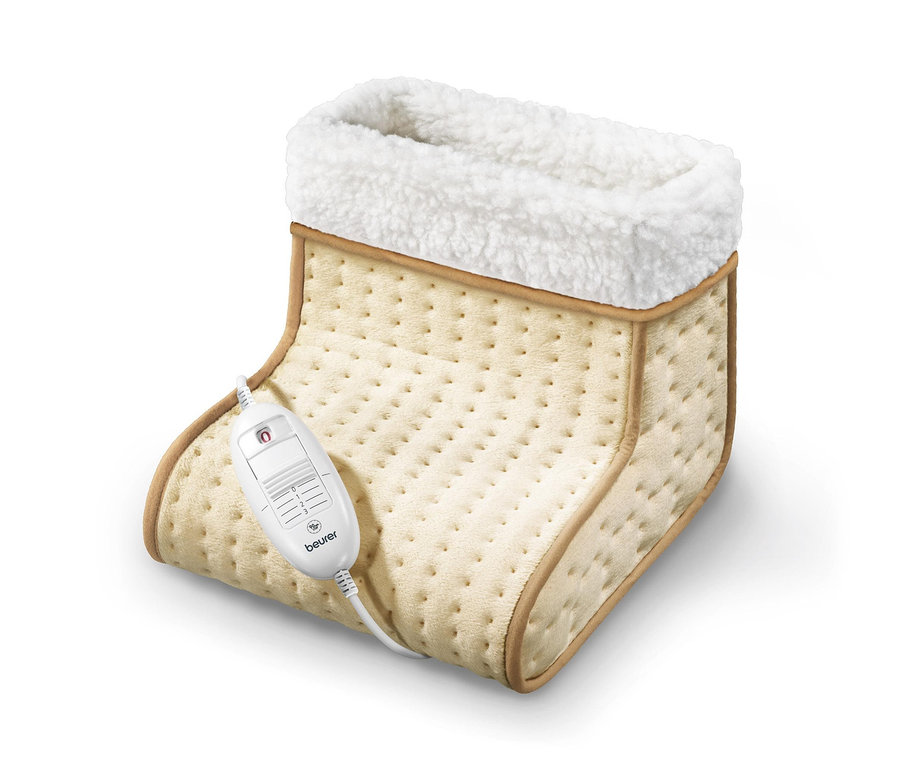 Beiger Beurer-Fußwärmer FW 20 Cosy mit Bedienelement.