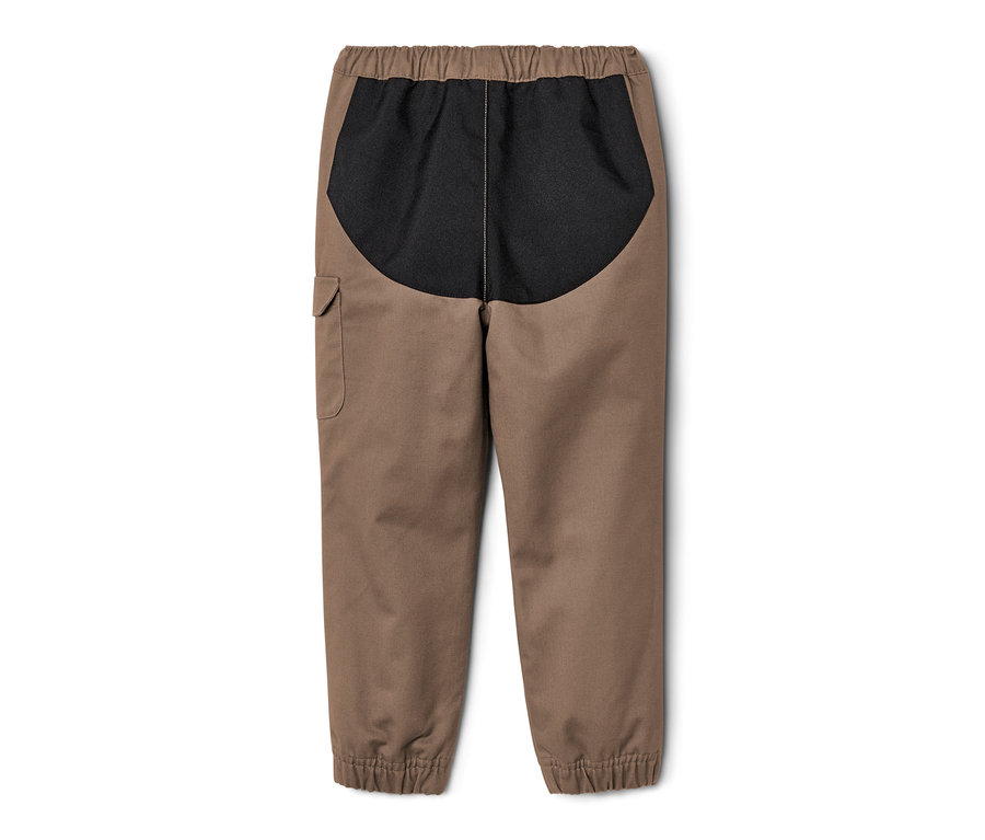 Braune Kleinkind-Outdoorhose mit schwarzem Einsatz im oberen Bereich.