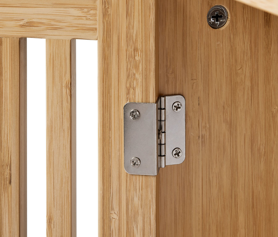 Detailansicht eines Sideboards mit Scharnier.