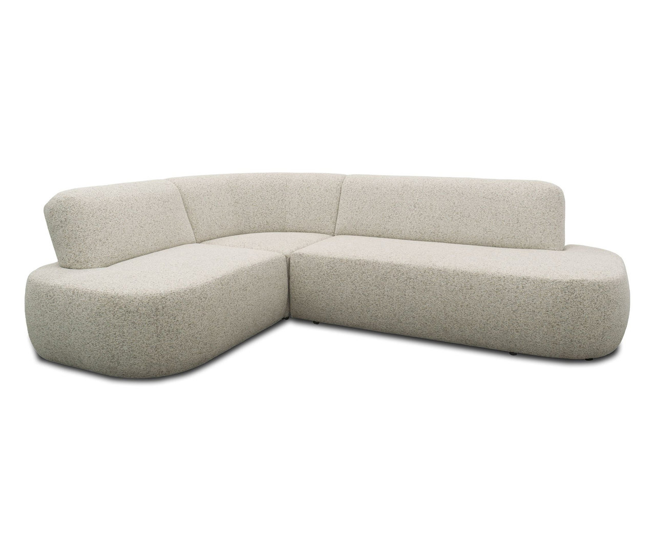 Ein cremefarbenes, modulares Ecksofa mit Bouclé-Struktur steht vor einem weißen Hintergrund.
