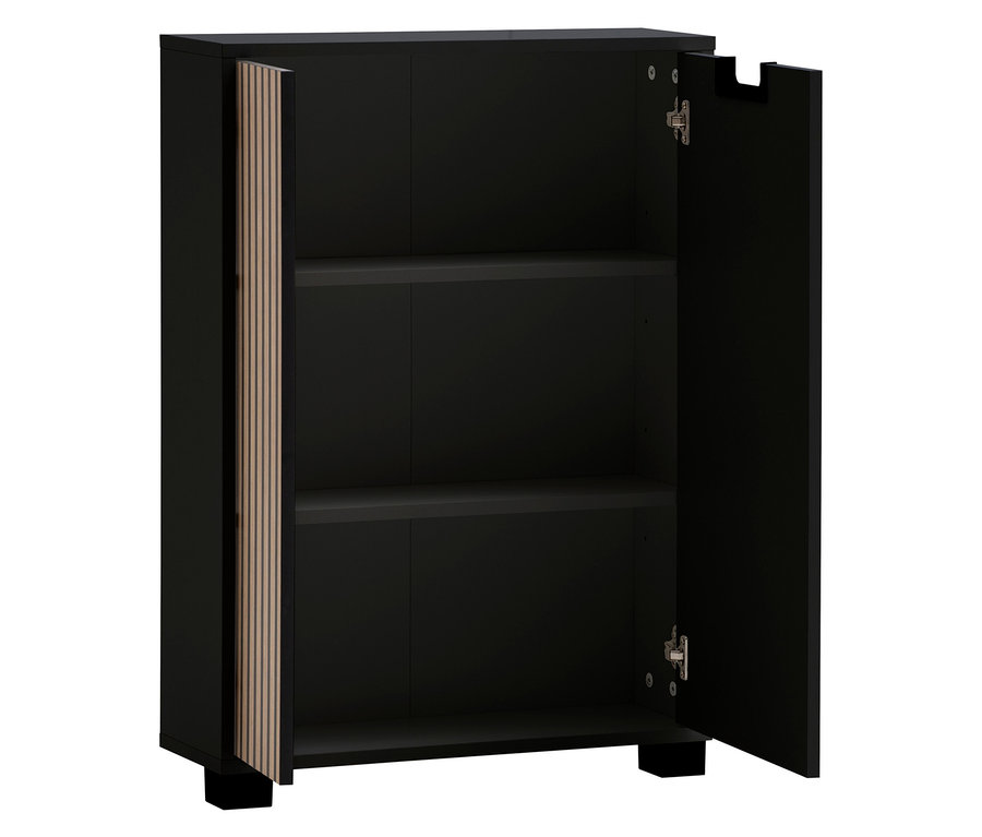 Schwarzer Schrank mit geöffneten Türen.