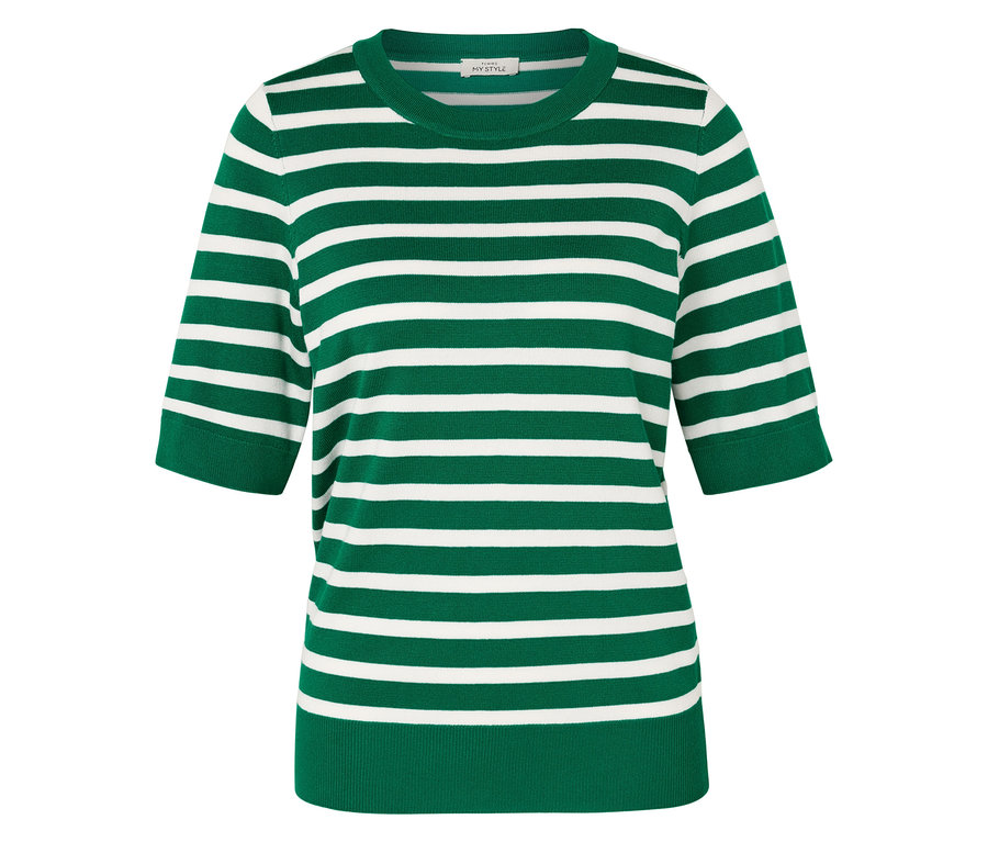 Grün-weiß gestreiftes T-Shirt mit kurzen Ärmeln.