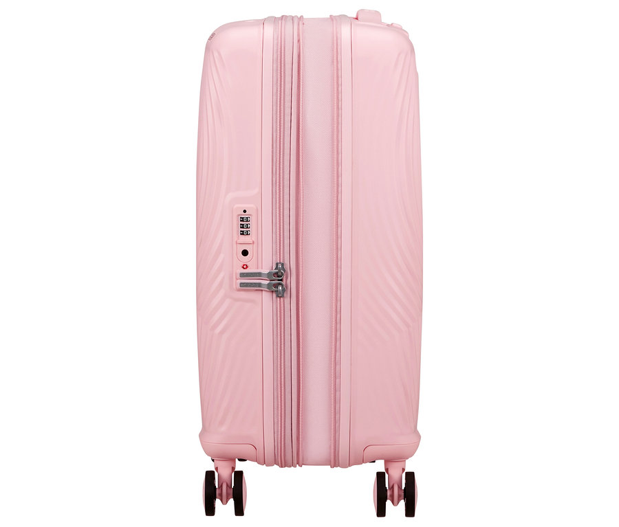 Rosa American Tourister Mickey Magic Trolley steht auf vier Rädern, Reißverschlüsse und ein Zahlenschloss sind sichtbar.