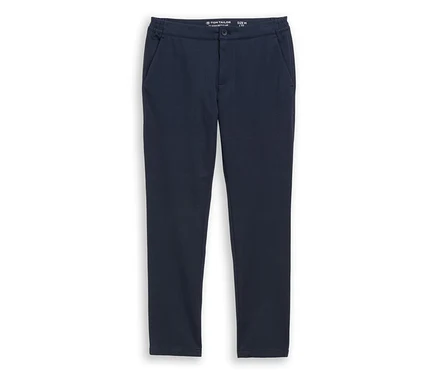 Dunkelblaue Tom Tailor TTRUPERT Regular Smart Jogger Hose mit elastischem Bund und Seitentaschen, flach liegend.