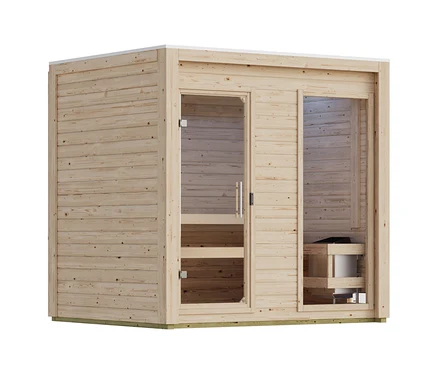 Ein helles Karibu Saunahaus »Clio 2« aus Holz mit Glasfront, einer Glastür und einem weißen Flachdach. Im Inneren ist ein Saunaofen und eine Holzbank sichtbar.