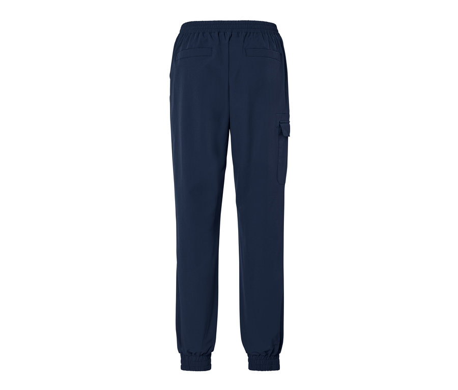 Marineblaue Softshell-Joggpants auf weißem Hintergrund.