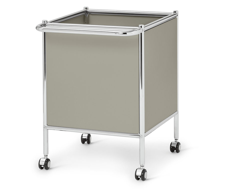 Ein grauer Rollcontainer mit Chromgestell steht auf einem weißen Hintergrund.