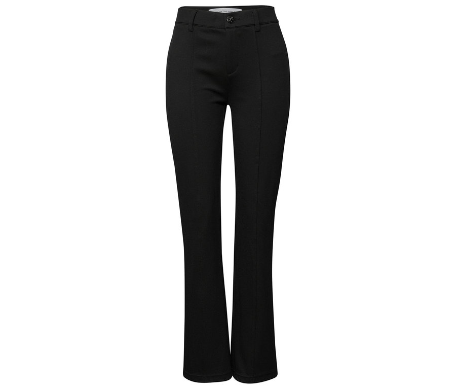 Schwarze Street One Bootcut Hose freigestellt vor weißem Hintergrund.