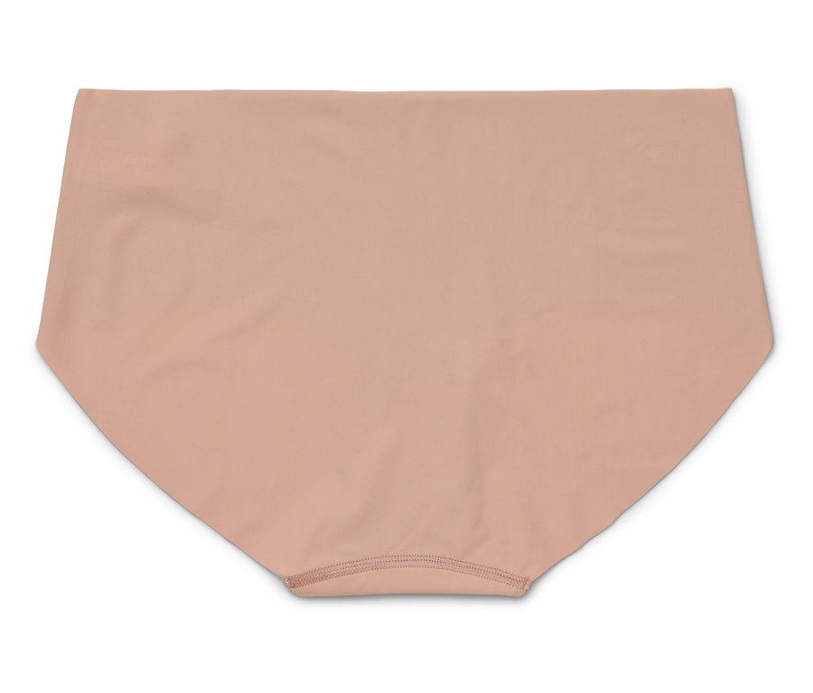 Ein einzelner, hautfarbener Slip liegt flach auf einem weißen Hintergrund.
