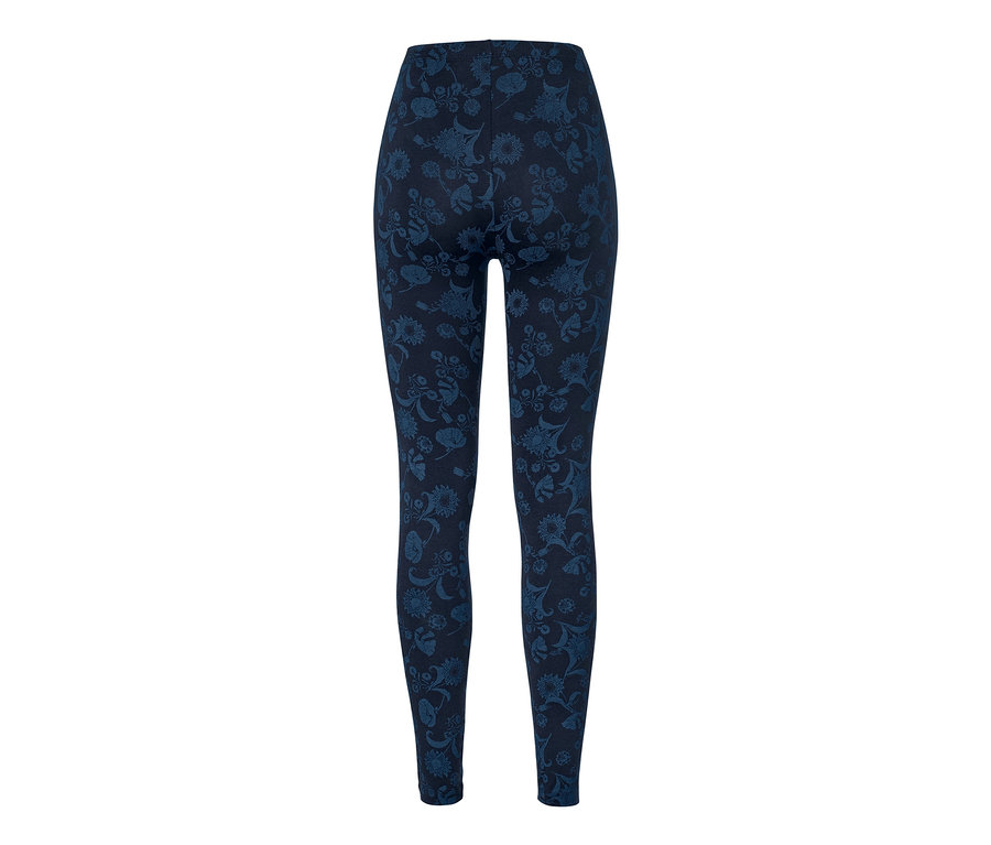 Detailansicht der Rückseite einer bedruckten Leggings.
