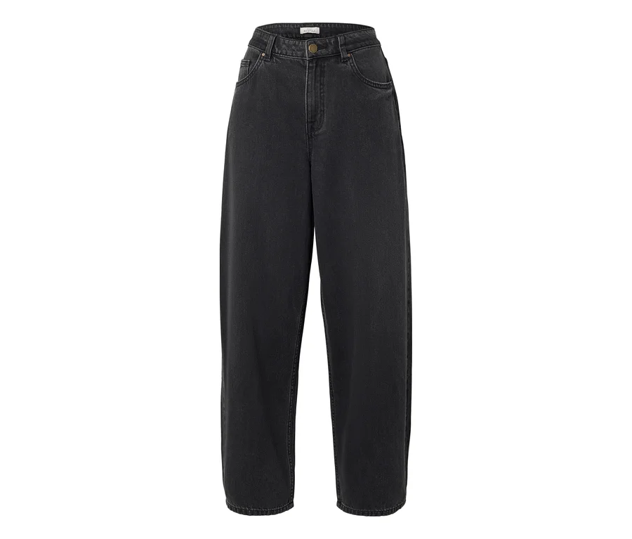 Schwarze High-Waist-Jeans mit weitem Bein, Vordertaschen und Knopfverschluss.