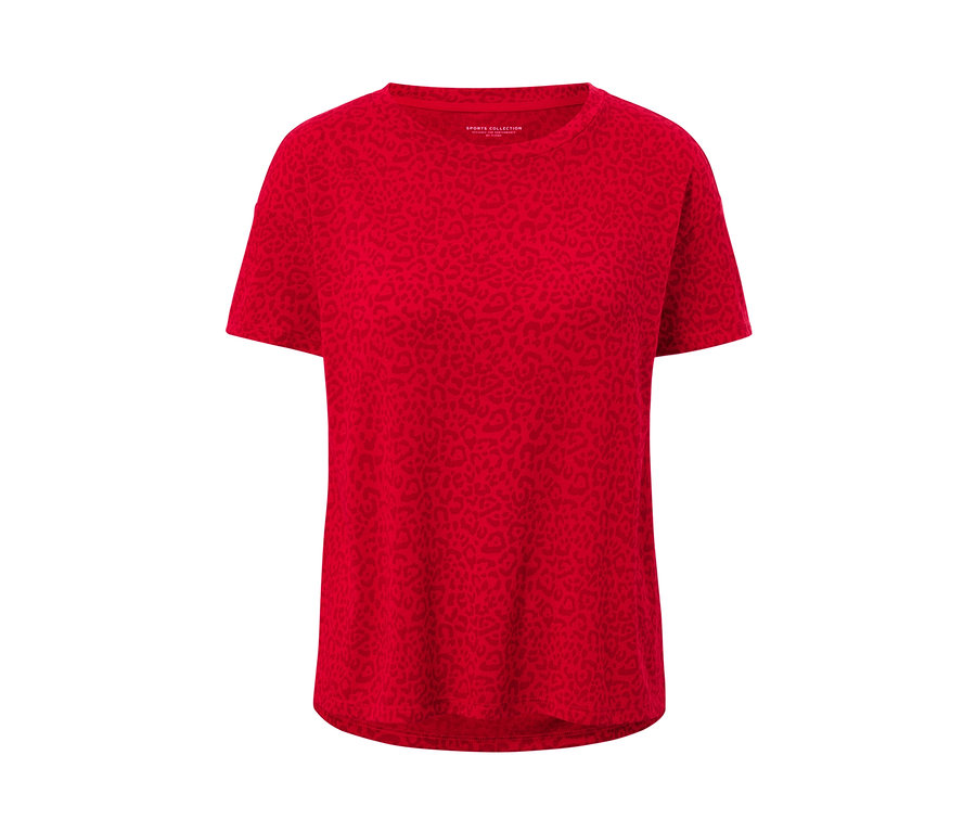 Rotes Sportshirt mit Leopardenmuster im Detail.