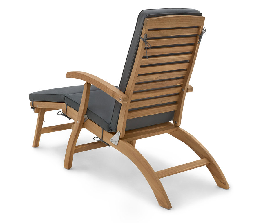 Ein Deckchair mit ausziehbarer Fußlehne ist von hinten abgebildet.