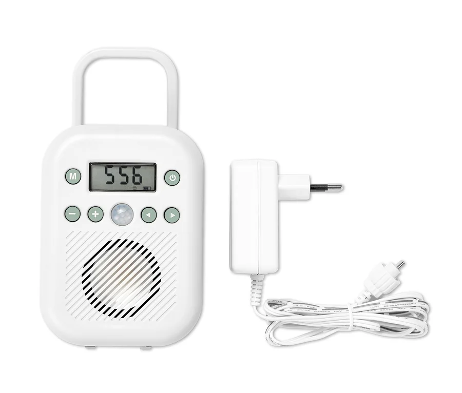 Mint-weißes Badradio mit Bewegungsmelder.