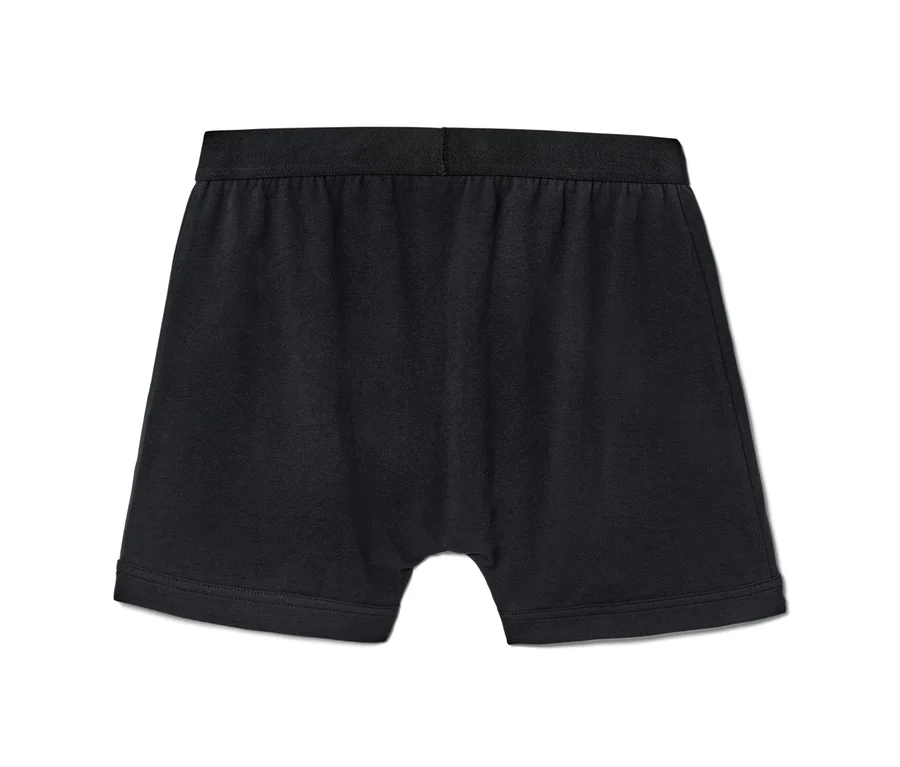 Detailansicht von hinten: 2 schwarze Slipboxer mit Eingriff.