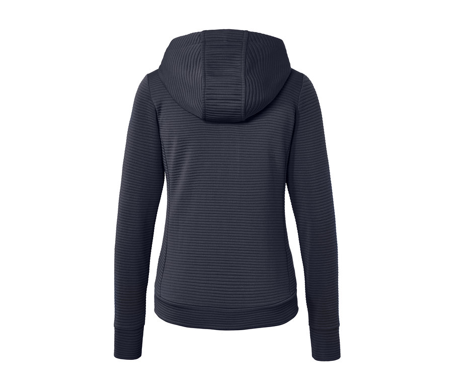 Detailansicht der Rückseite einer blauen Kapuzenjacke.