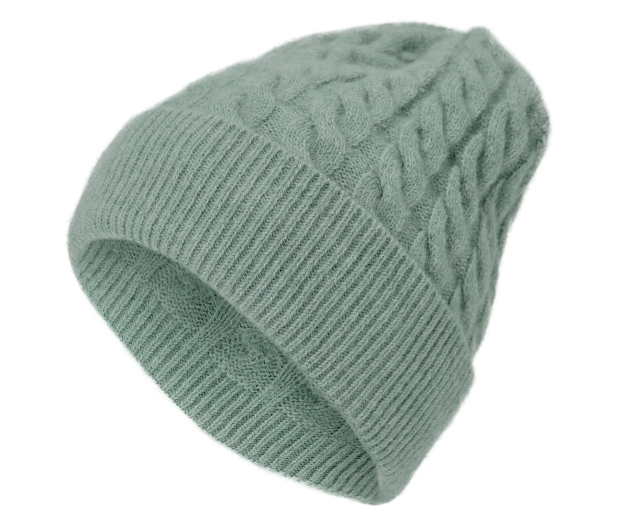 Eine hellgrüne Strickmütze.