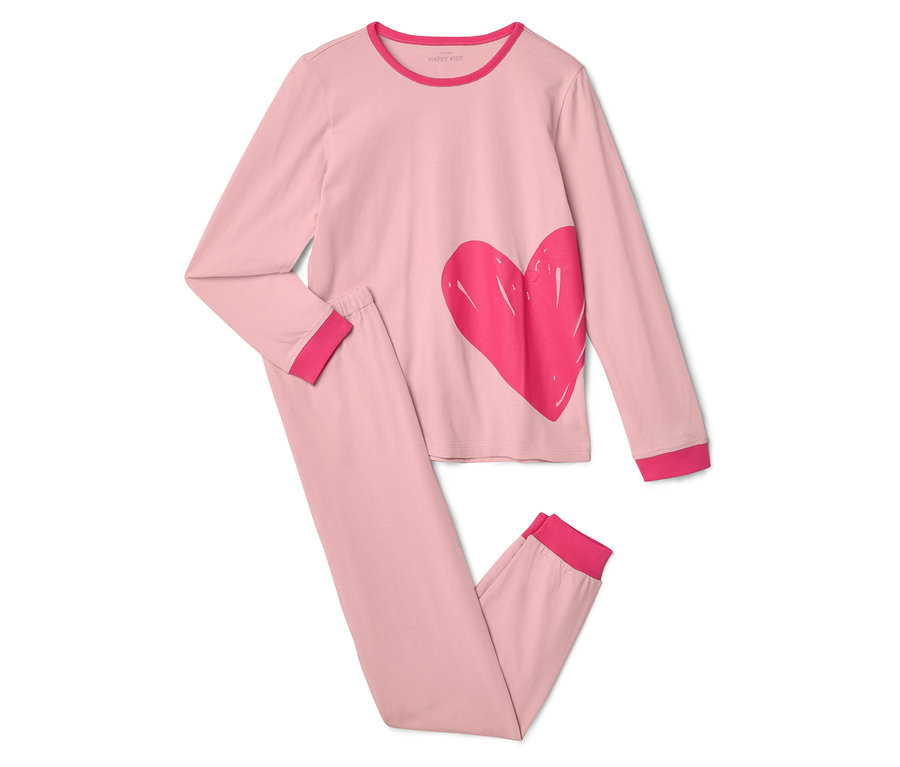 Rosa Pyjama mit rosa Herz auf weißem Grund.