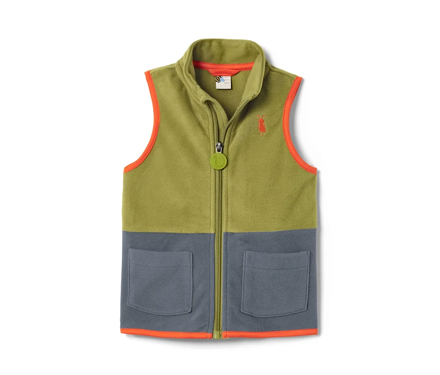Kleinkinder-Fleeceweste im Colorblocking-Design mit olivgrünem Oberteil, grauem Unterteil und orangefarbenen Borten.