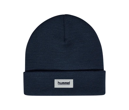 Dunkelblaue hummel® »HMLJR Knit Beanie« mit umgeschlagenem Rand und weißem hummel-Logoetikett.