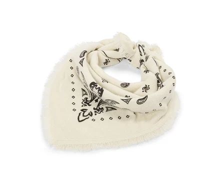Cremefarbenes Strick-Bandana aus Wolle und Kaschmir mit schwarzem Paisley-Muster und Fransen.