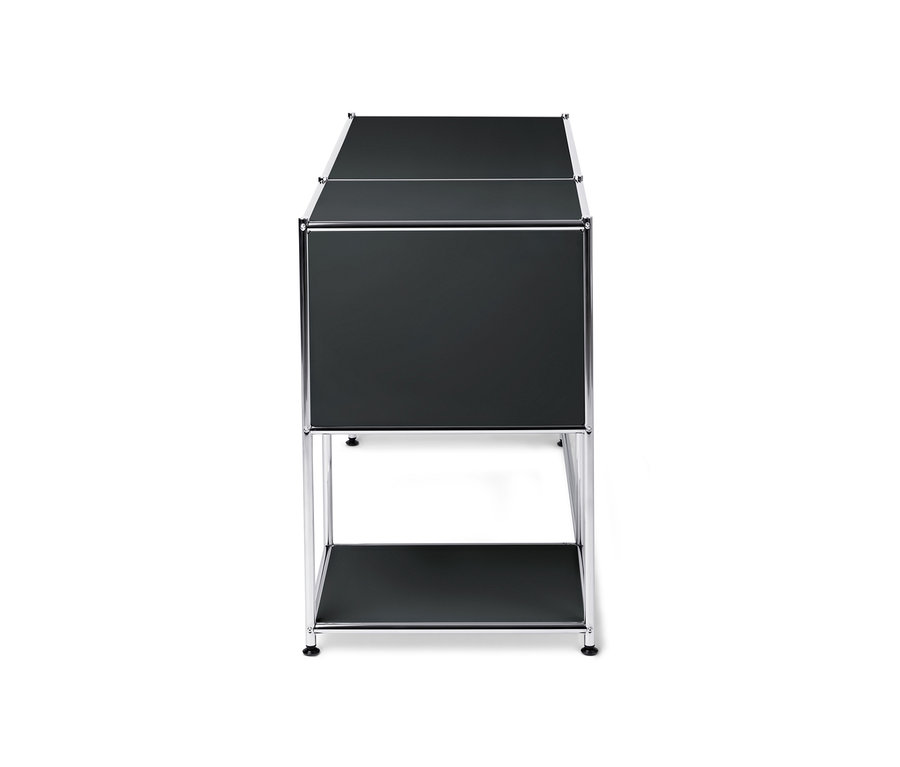 Schwarzer Schreibtisch Metall »CN3« mit Klapptür.