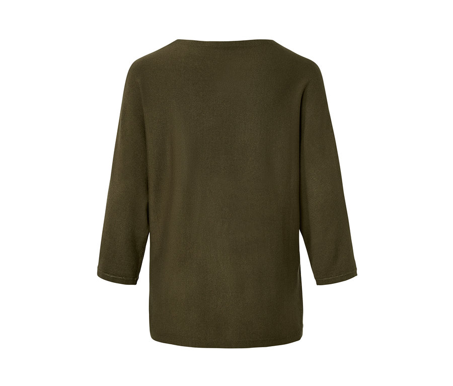 Detailansicht der Rückseite eines olivgrünen Feinstrickpullovers.