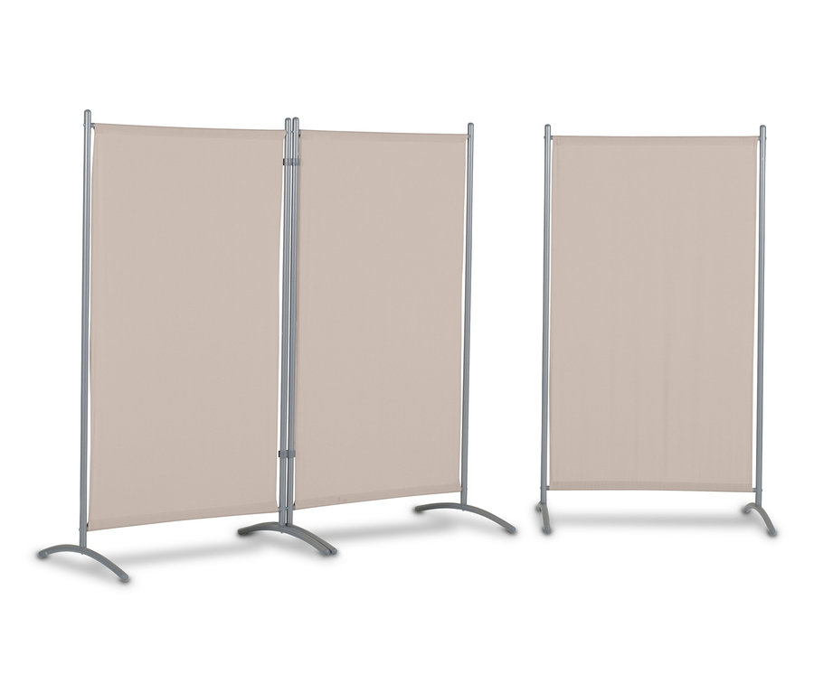 Ein dreiteiliger, beiger Leco Raumteiler und ein einzelner Raumteiler stehen vor einem weißen Hintergrund.