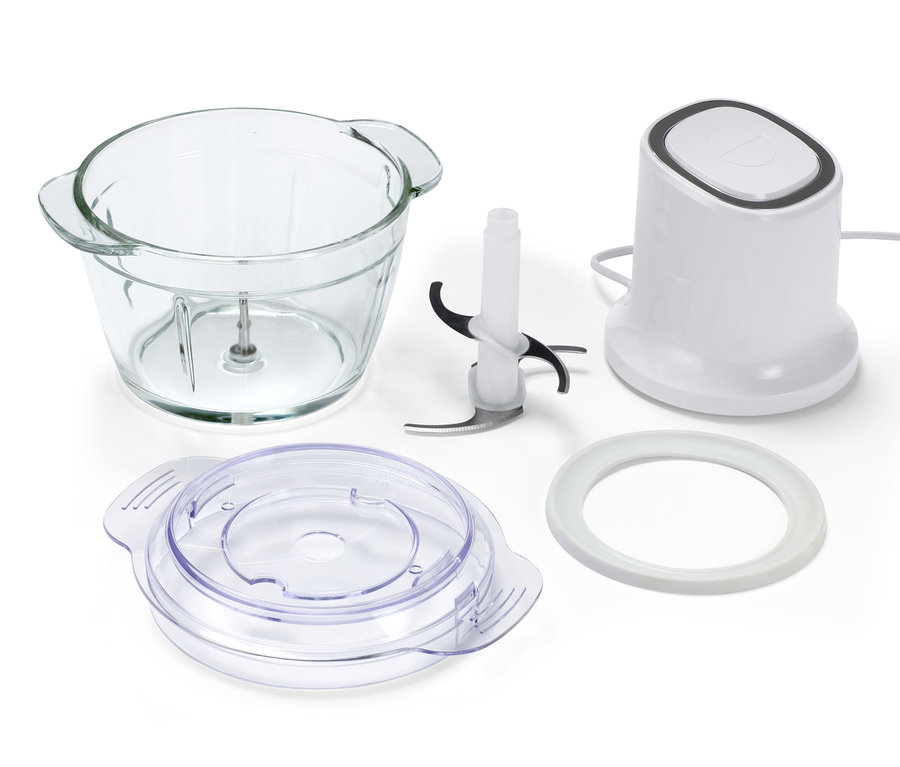 Teile eines Multizerkleinerers: Glasbehälter, Deckel, weißer Motor, Dichtung und Messer.