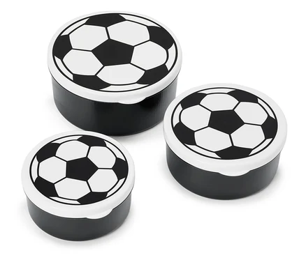 Drei schwarze Dosen mit Fußballmuster auf weißen Deckeln.
