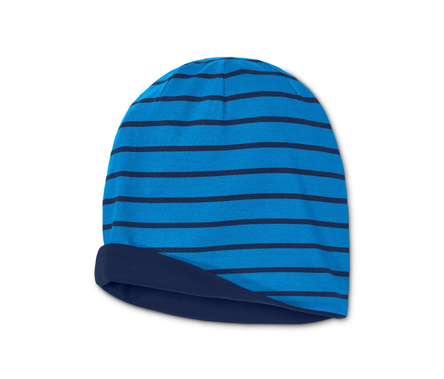 Blau-dunkelblau gestreifte Wendemütze.
