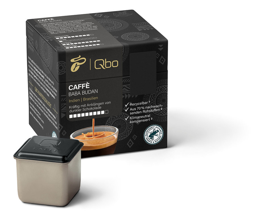 Eine Packung Qbo Caffè BABA BUDAN - 8 Kapseln und eine Kapsel.