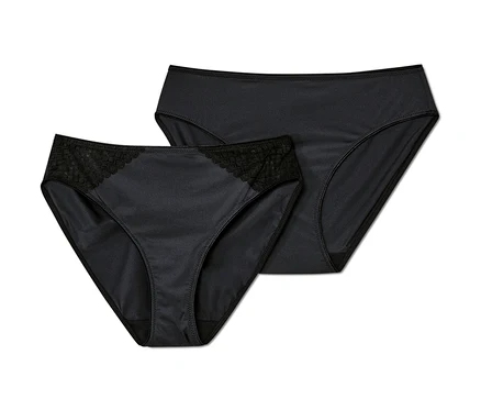 Zwei schwarze Slips.