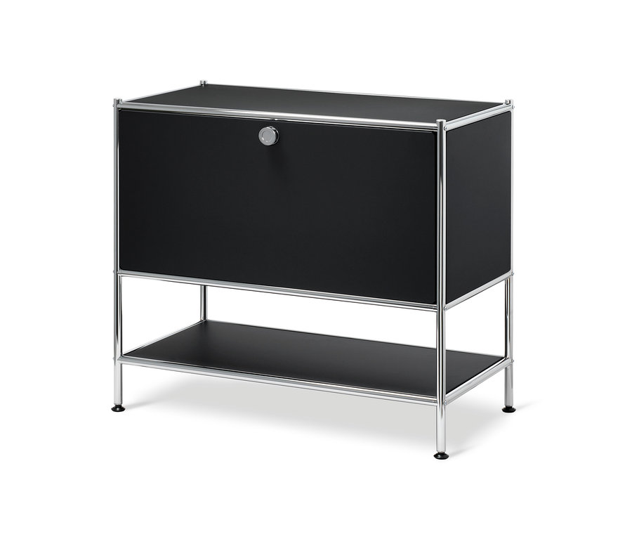 Schwarzes Sideboard »CN3« mit einer Klappe.