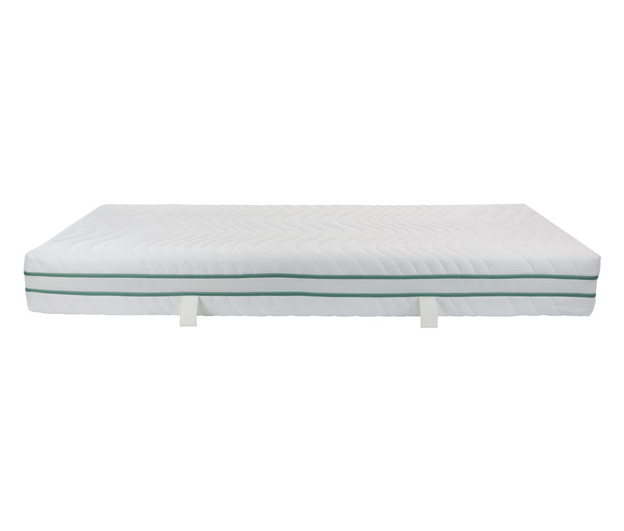 Eine Irisette Matratze Greenline »Duo« mit den Maßen 200 x 200 cm liegt auf einem weißen Hintergrund.