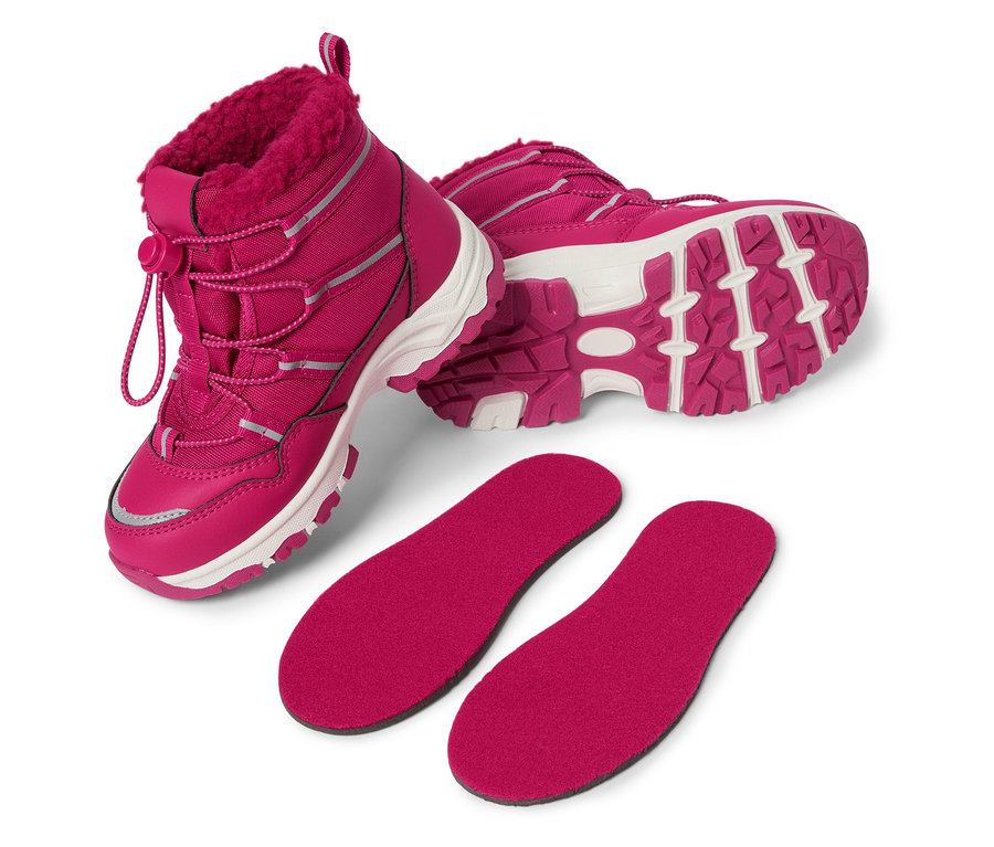 Ein Paar pinke Winterstiefel mit weißen Sohlen und Einlegesohlen.