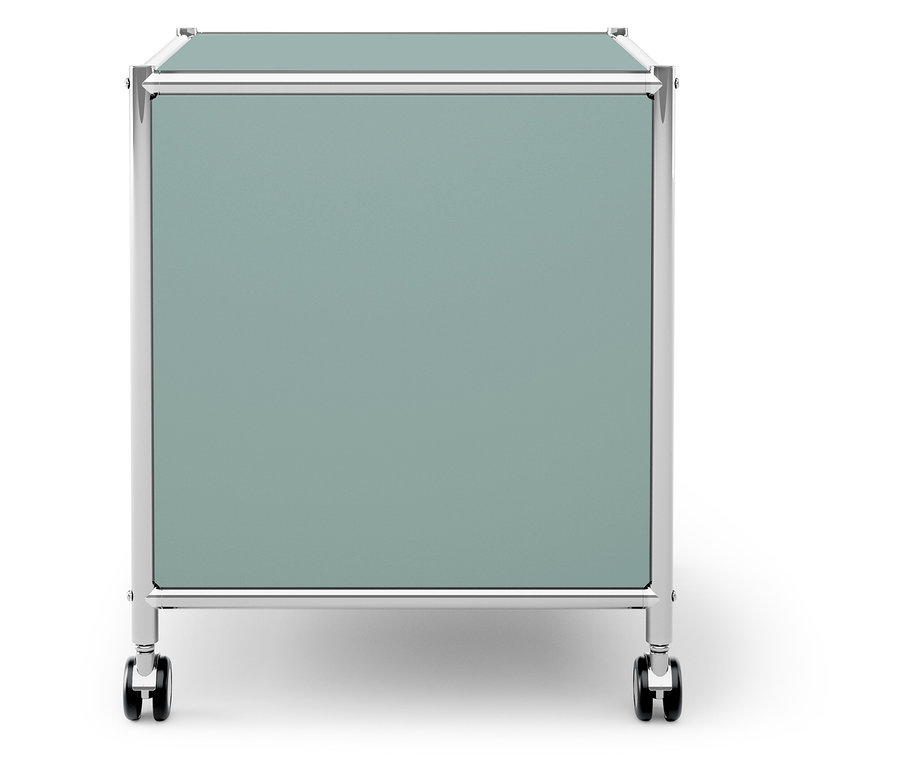 Geschlossene, mintgrüne Aufbewahrungsbox auf Rädern.