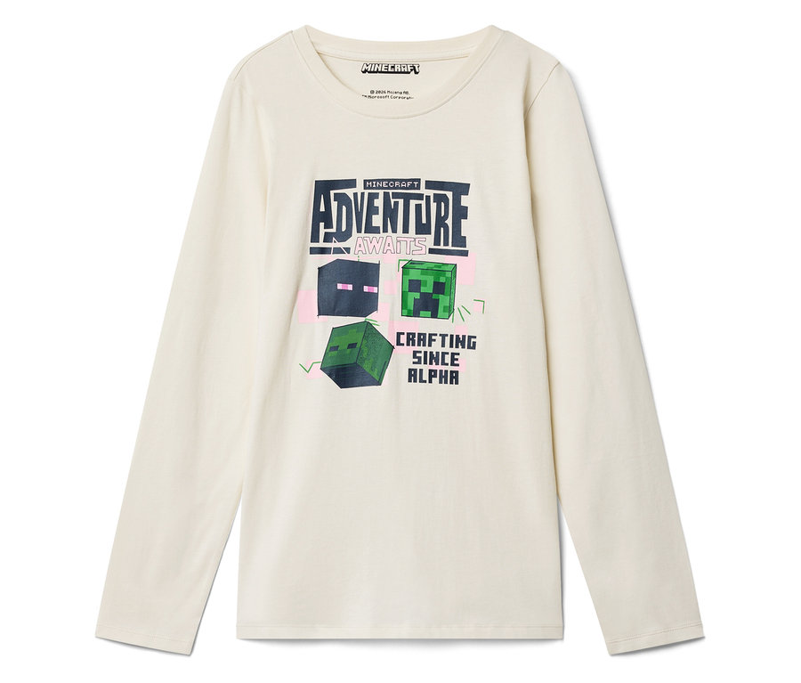 Ein cremefarbenes Minecraft-Langarmshirt mit dem Aufdruck "Adventure Awaits" und Minecraft-Figuren.