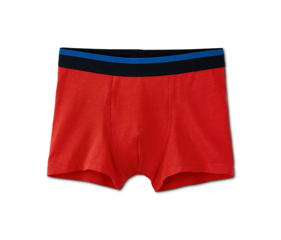 Eine rote 5 Slipboxer mit einem schwarzen und blauen Bund.