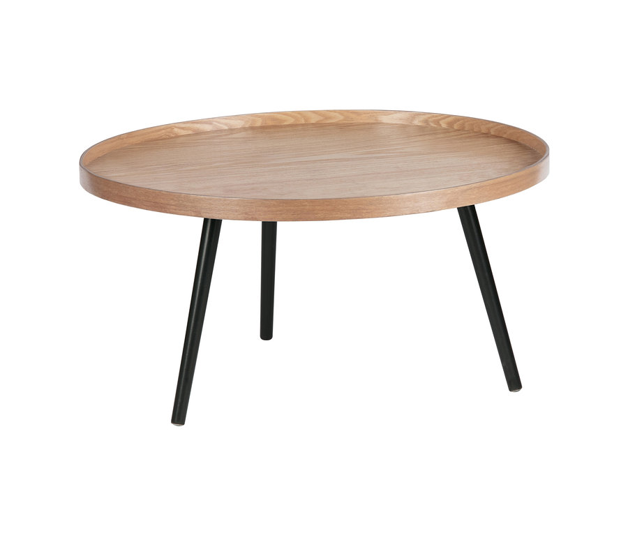 Ein ovaler Couchtisch aus Naturholz mit drei schwarzen Beinen. Zu sehen ist der Woood Beistelltisch »Mesa XL«.