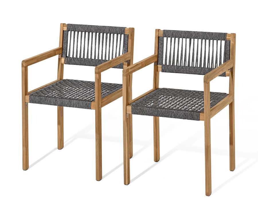 Zwei Stühle aus dem Balkon-Set mit Textilgeflecht.