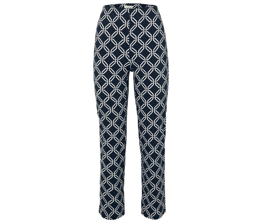Hose mit dunkelblauem und weißem geometrischem Muster.