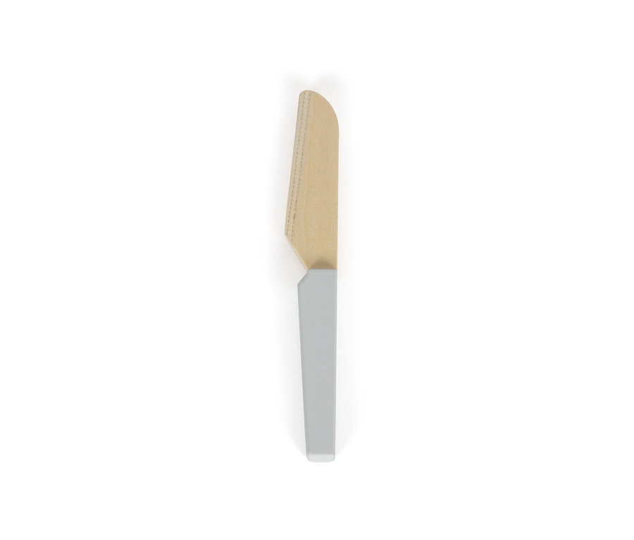 Holzmesser aus dem small foot Schneide-Set Obst und Gemüse »fresh« auf weißem Hintergrund.