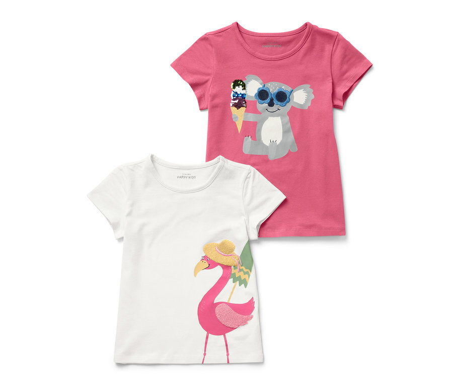 Zwei Kinder-T-Shirts mit Applikation: ein pinkes mit Koala, ein weißes mit Flamingo.