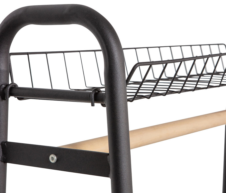 Detailansicht des schwarzen Woood Metall-Kleiderständers »Jovi« mit einer Holzstange.