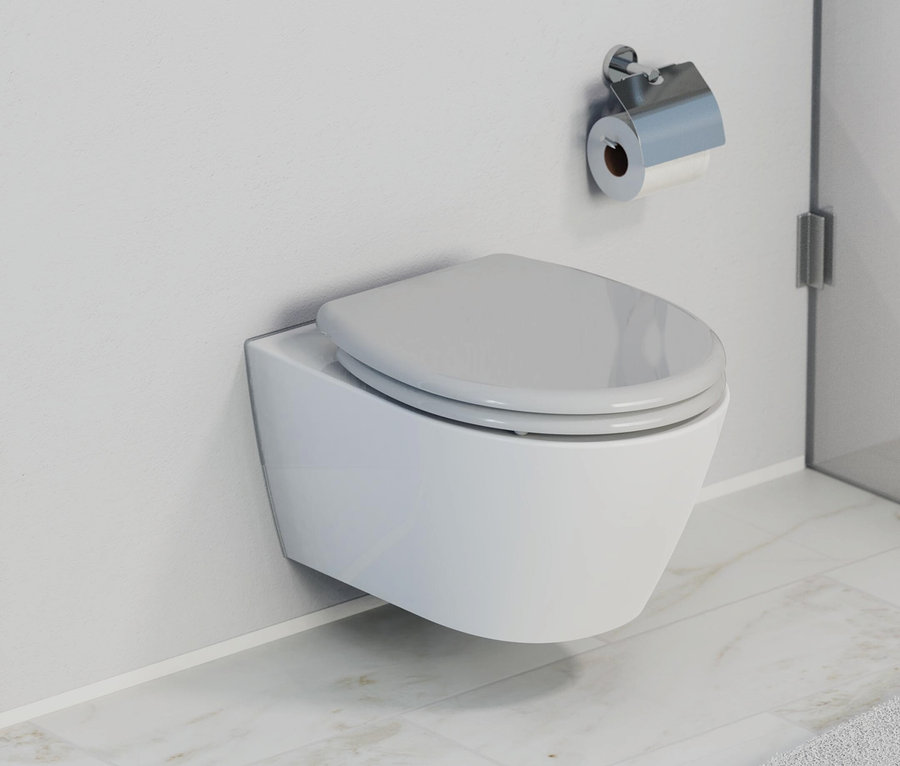 Eine hängende Toilette mit grauem Sitz an einer weißen Wand.